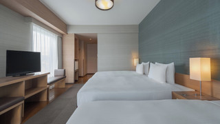 トリプルルーム (喫煙)