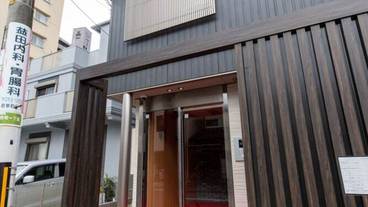 施設の入り口 / 11