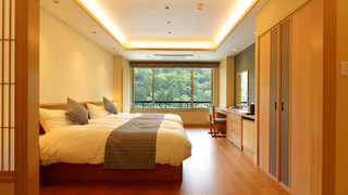 ラグジュアリー ツインルーム