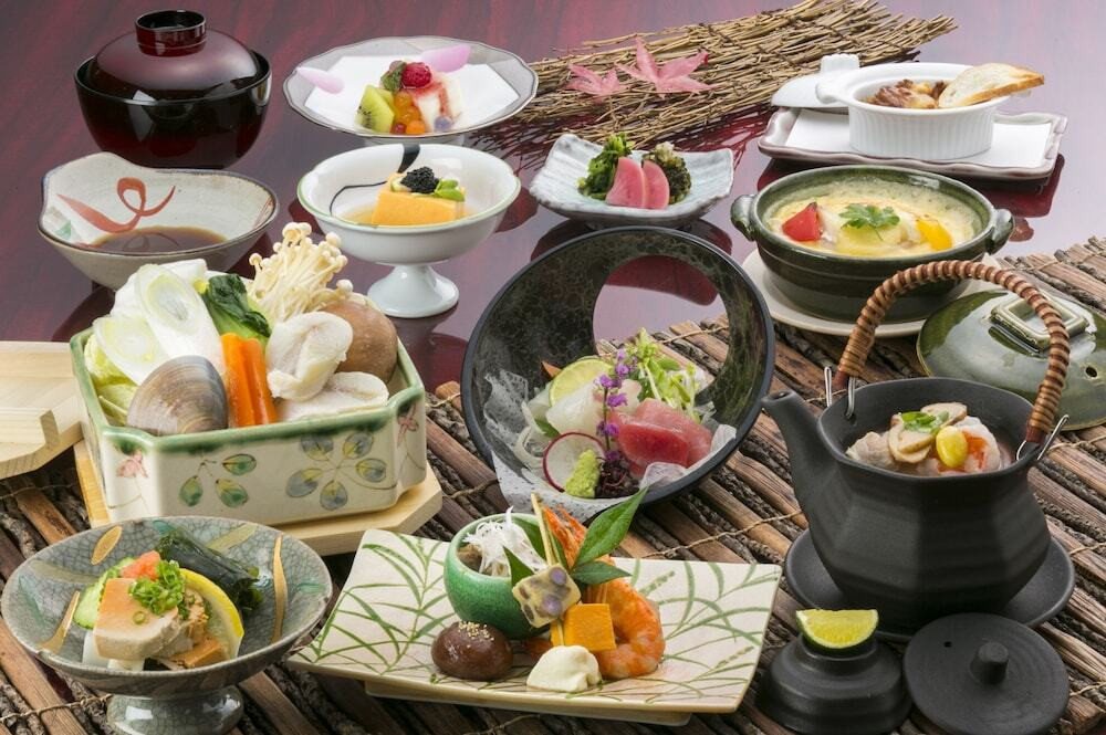 貸切露天風呂で“日の出”を2人占め♡部屋食も魅力の温泉宿4237312