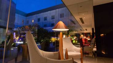 ロビー応接スペース / 4