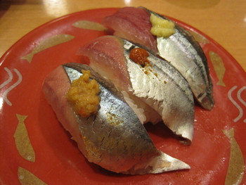 「海天丸 北23条店」料理 1001952 さんま三貫（126円）