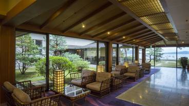 ロビーラウンジ / 5