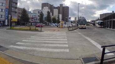 施設の入り口 / 9