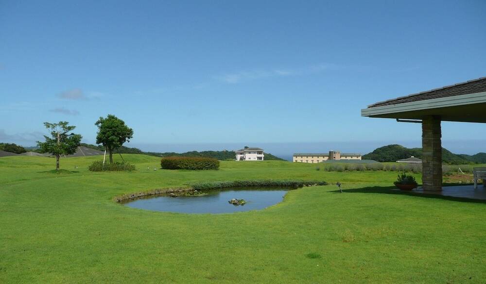 広大な敷地内 / 1