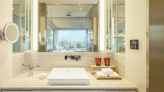 デラックス ルーム キングベッド 1 台