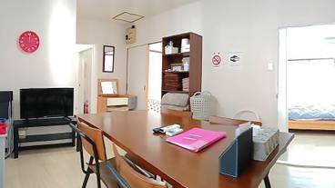 客室内のダイニングエリア / 16