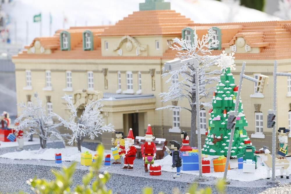 子供用の遊び場 - 屋外