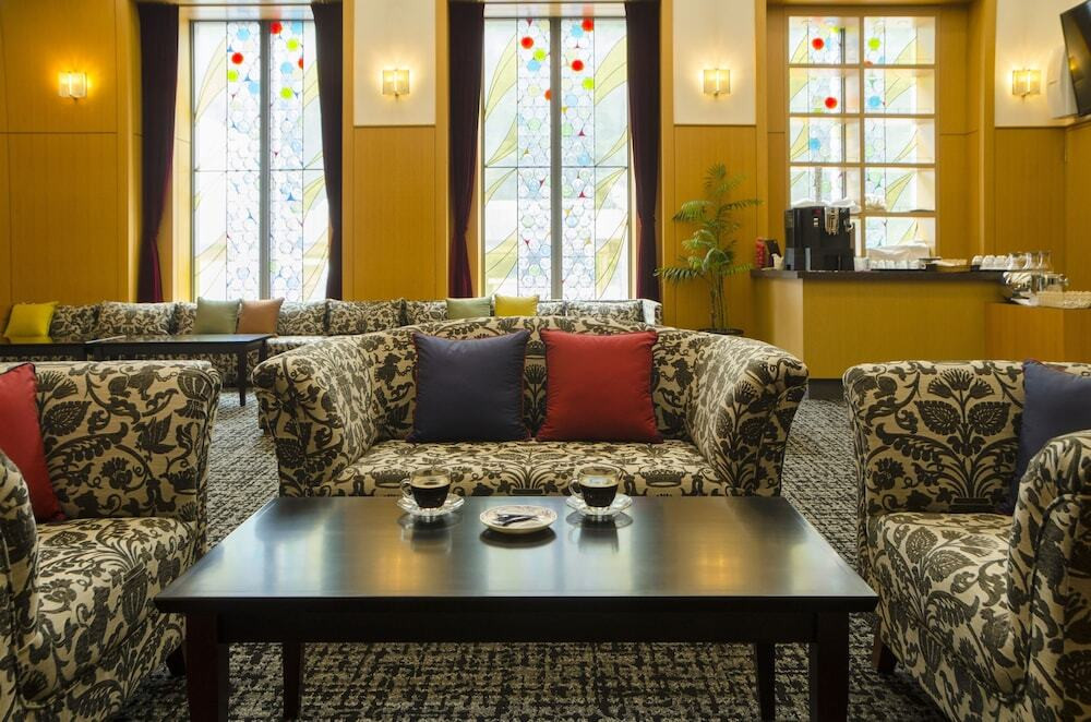 熱海後楽園ホテル（アタミオンセン　アタミコウラクエンホテル） / 2