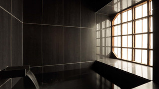 本館107:名栗壁 (なぐりかべ)  デラックス ツイン