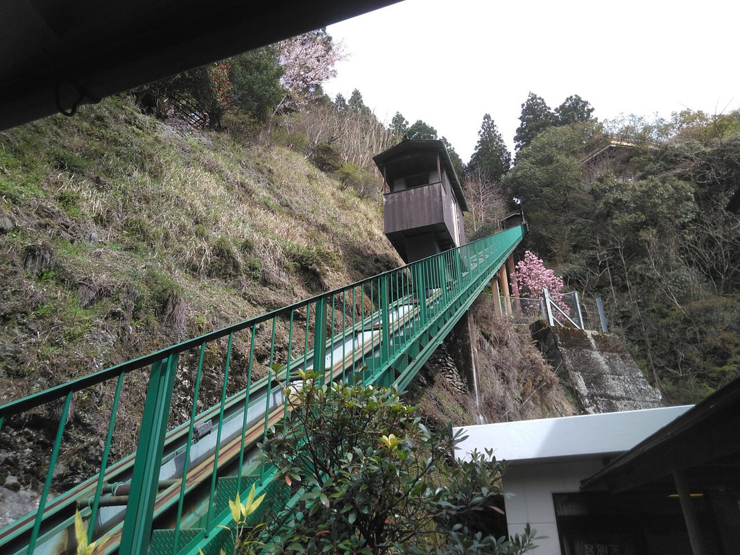 これで露天風呂に向かいます