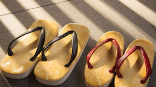 手水鉢からの水滴のささやきが聞こえる日本庭園石庭付のお部屋 (42sqm)