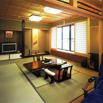 総高野槙造りの大浴場と絶品の料理を楽しむ純和風旅館2272143