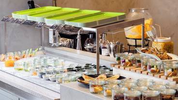 朝食ビュッフェ / 2