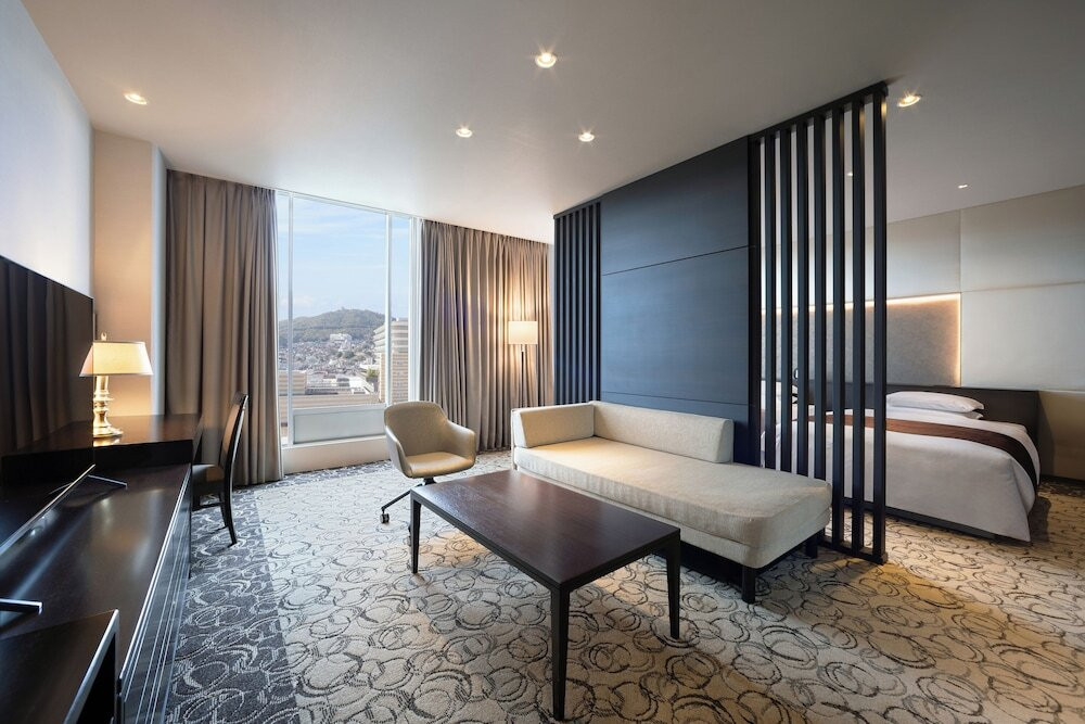 重厚感あふれる老舗ホテル。観光コンシェルジュを頼って理想の旅を叶えて♪4260987