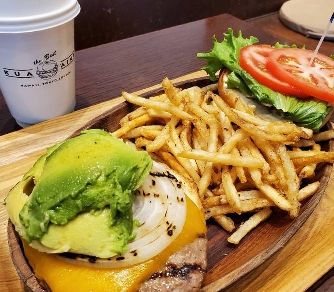 夕食はカフェで
横浜ベイクォーター / 3