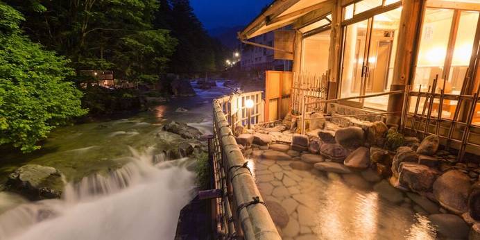 四万温泉 豊島屋（群馬県 旅館） / 1