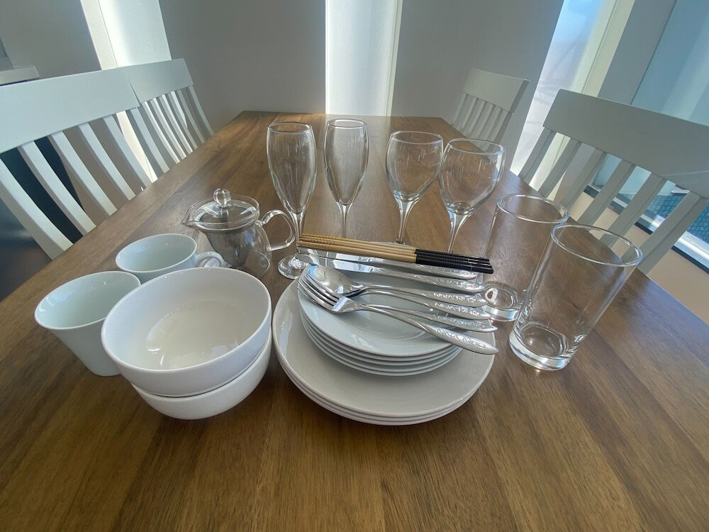 客室内のダイニングエリア