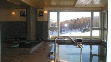 屋内スパ浴槽 / 1