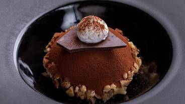 食事・飲み物 / 11