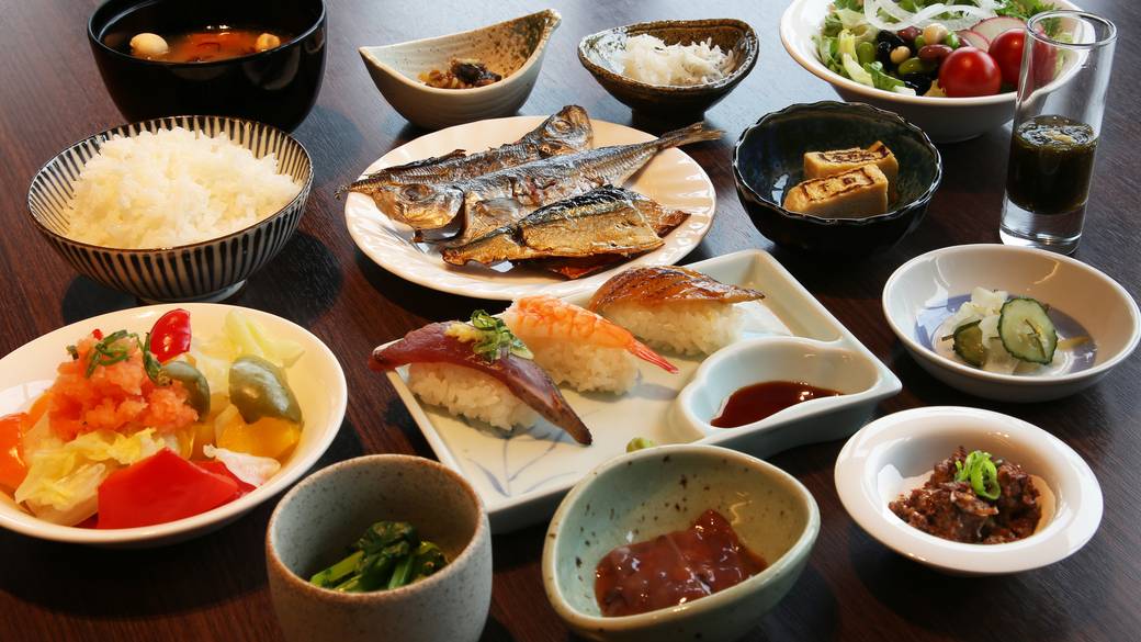 伊豆下田の味を楽しむ
ボリューミーな朝食 / 3