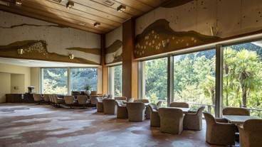 施設内の設備 / 1