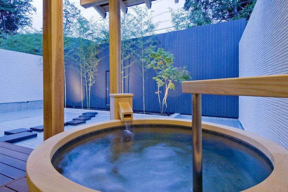 別館 客室露天風呂一例