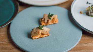 食事・飲み物 / 3