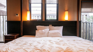 離れ-MIGI(右)- 禁煙