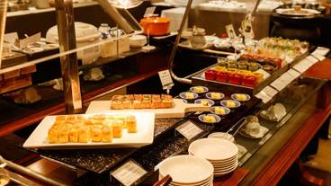 朝食ビュッフェ / 4