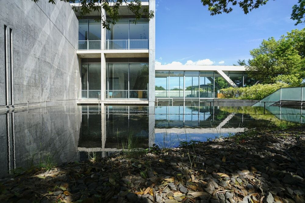 ミニマルな美しさを放つ、安藤忠雄氏建築のホテル4246480