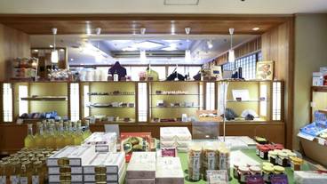 売店「賢木」 / 3