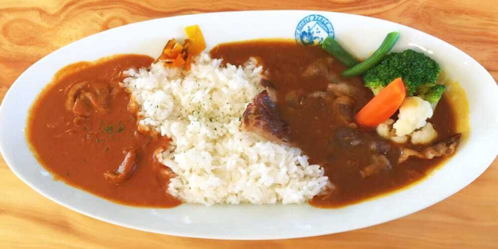 旅館のお食事処