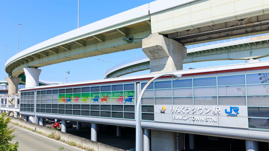 りんくうタウン駅 / 2