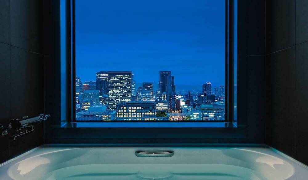 コーナーキング ビューバス / 1