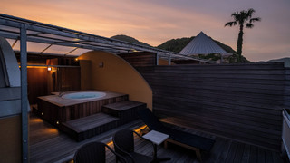 本館　デラックス フォース