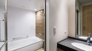 -UTSUROI- (リノベーション)デラックスキング 28平米 (バス/トイレ別) 禁煙