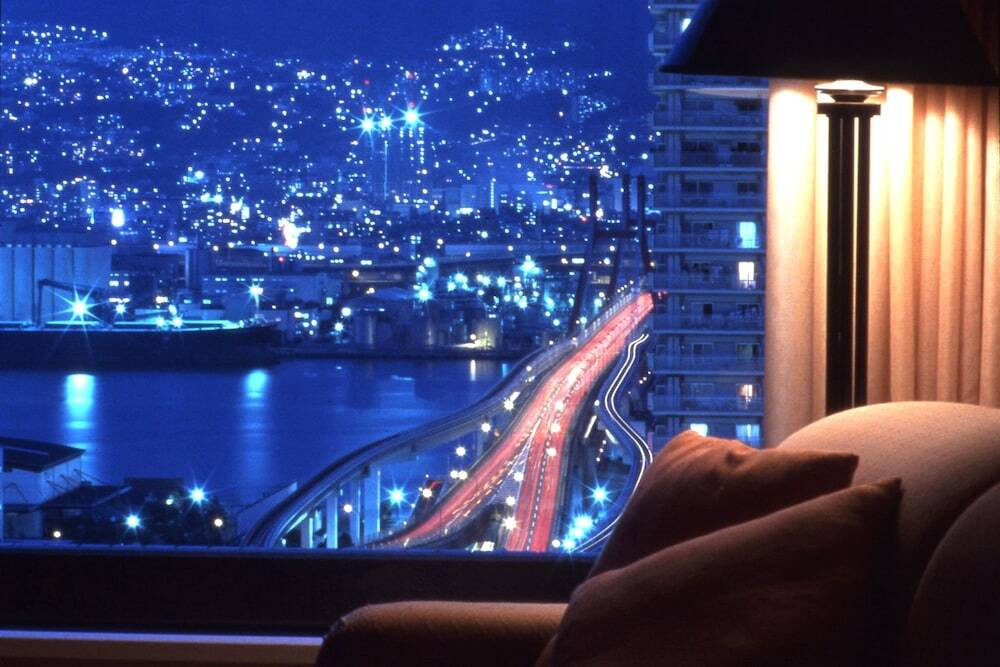 温泉にクラブラウンジも。館内で過ごす2人の充実時間4374440