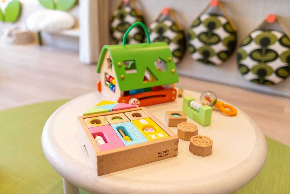 ベビーデラックスルーム／おもちゃ