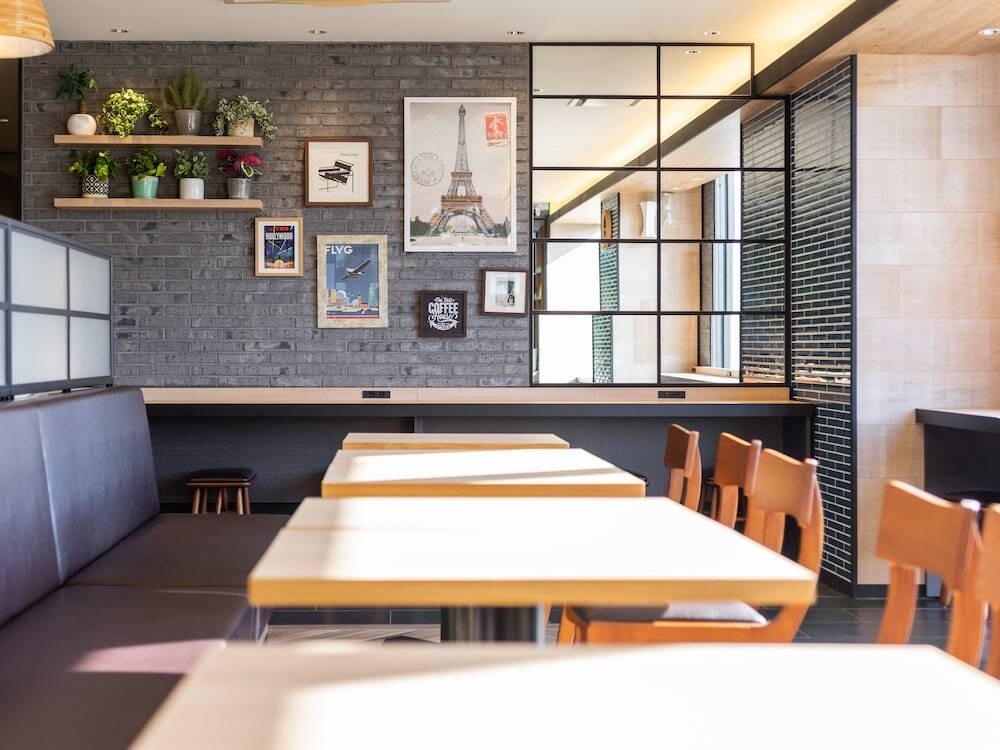 ロビーラウンジ