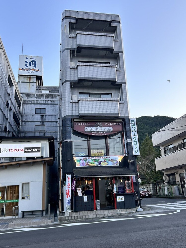 施設の正面