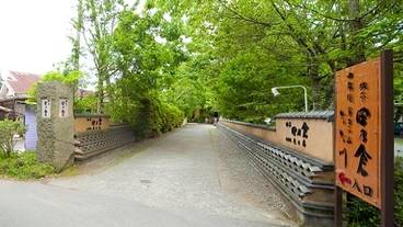 駐車場入り口 / 3