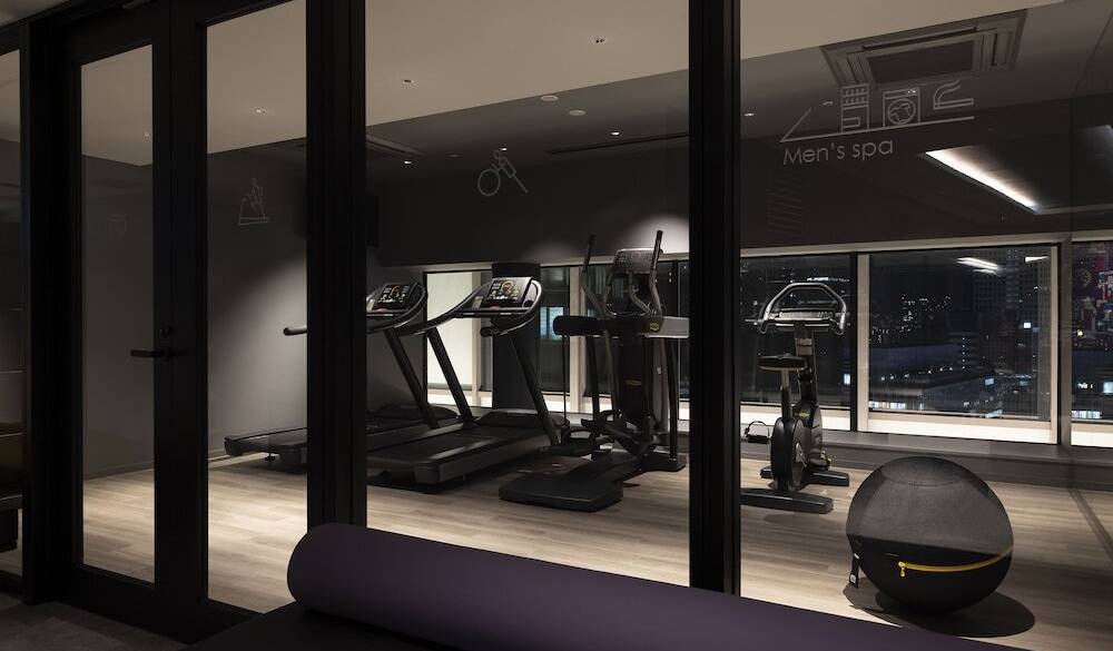 フィットネスジム / 1