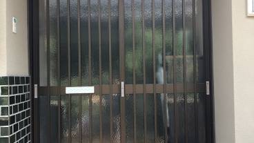 施設の入り口 / 3