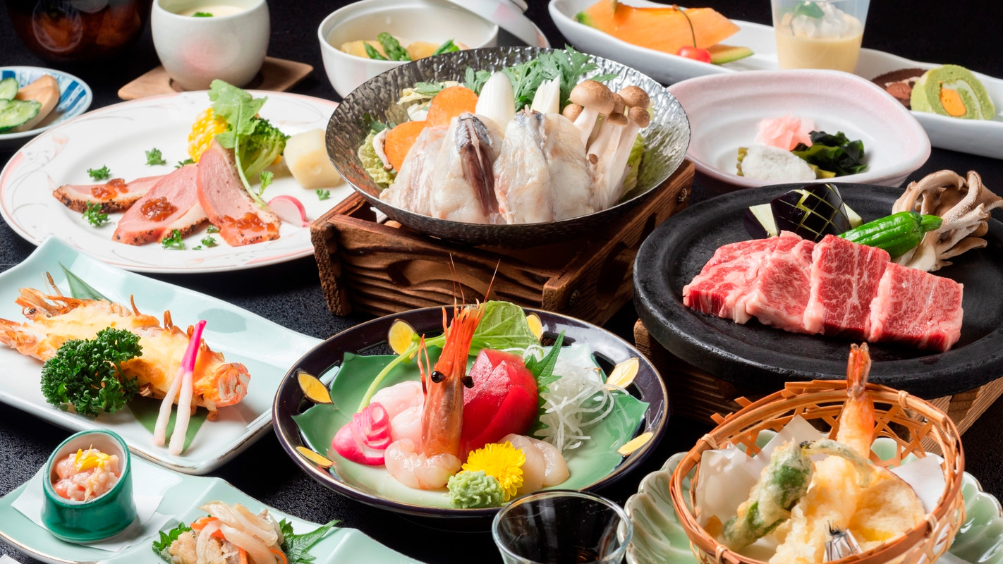 和風創作料理一例 ふぐ鍋付・至福会席