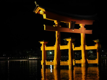 「宮島ナイトクルーズ」で厳島神社へ3546556