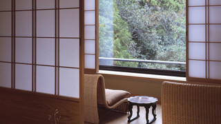 温泉掛流し露天風呂 山もみじ望む和室＆寝室 68平米 (早蕨) 禁煙