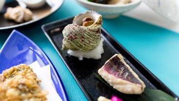 食事・飲み物 / 13