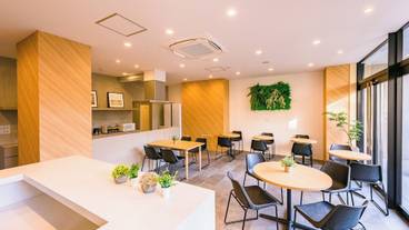 ロビーラウンジ / 4