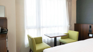 スタンダード ルーム シングルベッド 3 台 禁煙